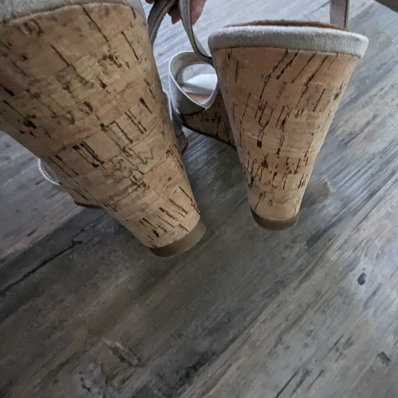 Cork wedge sandals, women's size 8 - Picture 5 of 5